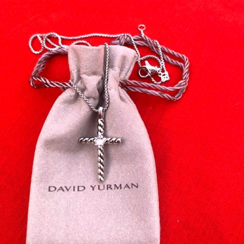 David Yurman 925 Silver Cross Necklace - Picture 6 of 6